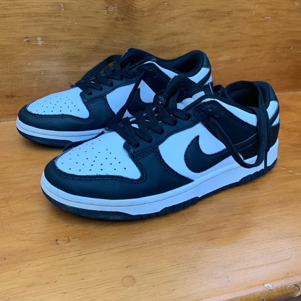 Nike Dunk Low size 7 men’s